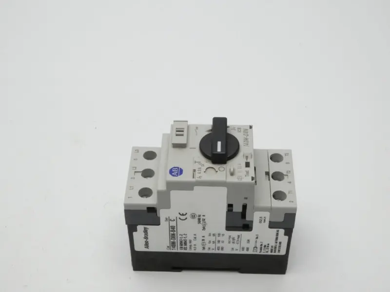 Allen Bradley 140M-D8n-B40 Ser. C 690V 4.0A (Wh) Nsmp 2