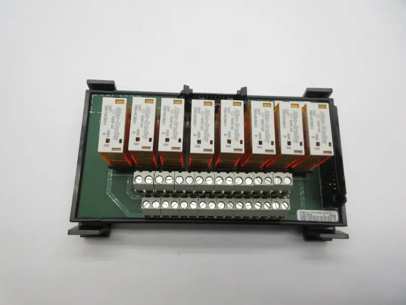 Allen Bradley 1492-Xim120-8R Ser. C 96-132Vac (Br/Wh) Nsmp 2