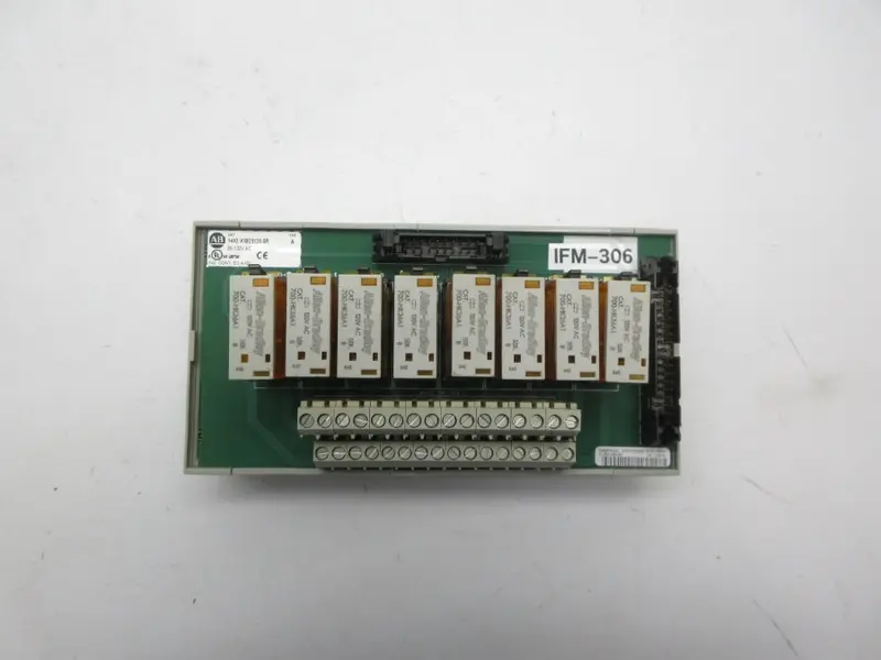 Allen Bradley 1492-Xim20120-8R Ser. A 96-132Vac (Br/Wh) Nsmp 2