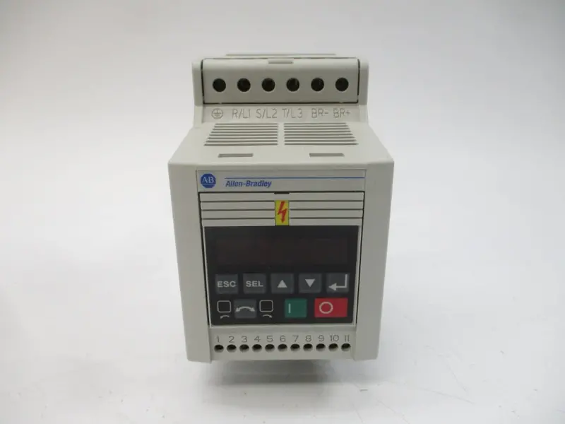 Allen Bradley 160-Ba01nps1p1 Ser. C F/W 7.06 380-460V 1.4A Nsmp 2