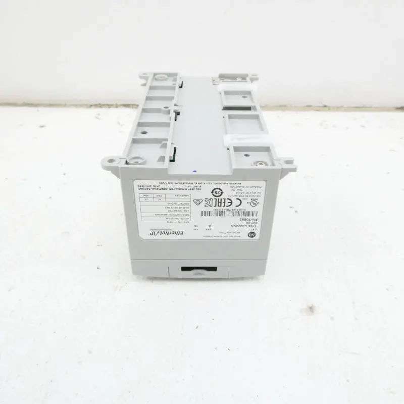 Allen Bradley 1766-L32awa Ser. B F/W 16 100/120Vac Nsmp 2