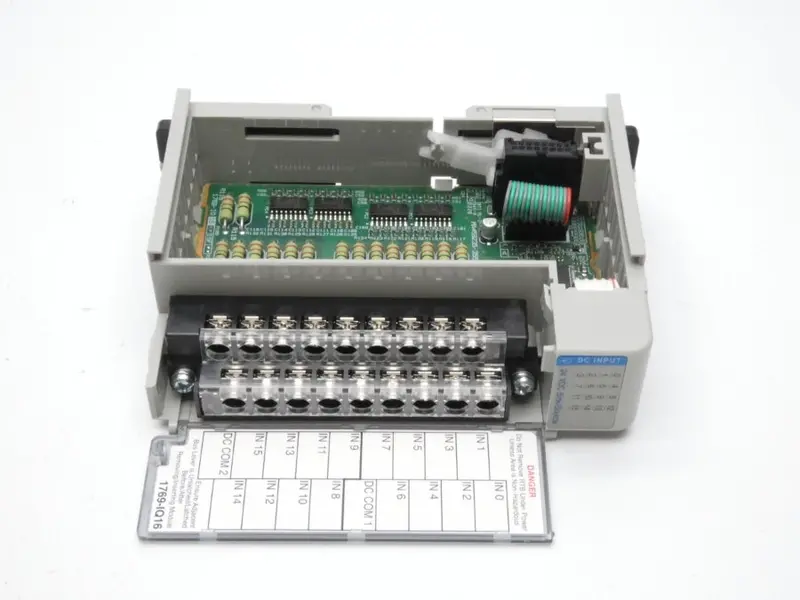 Allen Bradley 1769-Iq16 Ser. A F/W 3.1 Ver. 05 24Vdc Nsmp 2