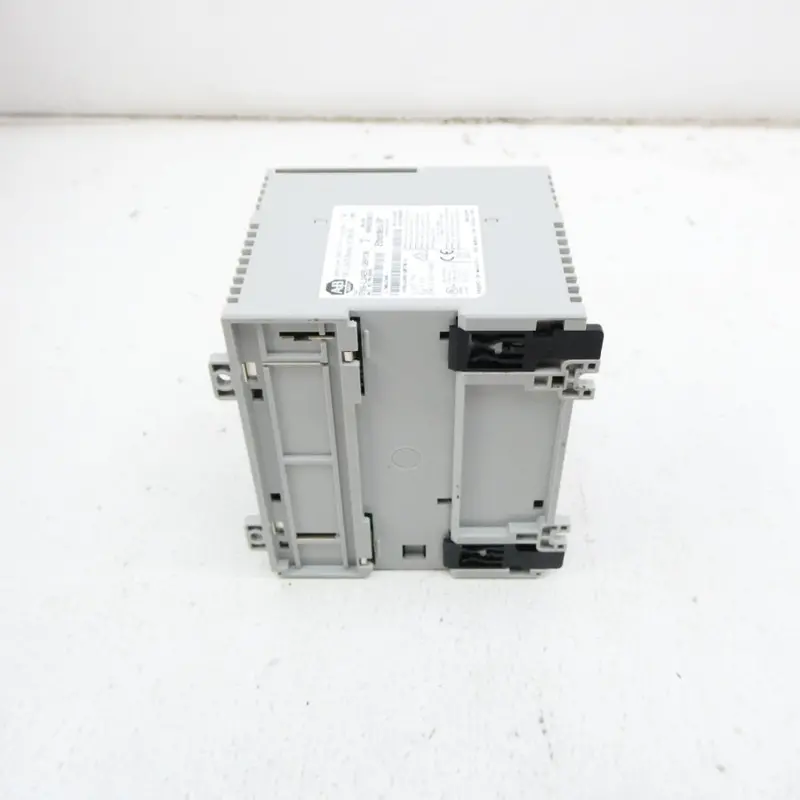 Allen Bradley 1769-L24er-Qbfc1b Ser. A F/W 1.003 24V 2.1A Nsnp 2