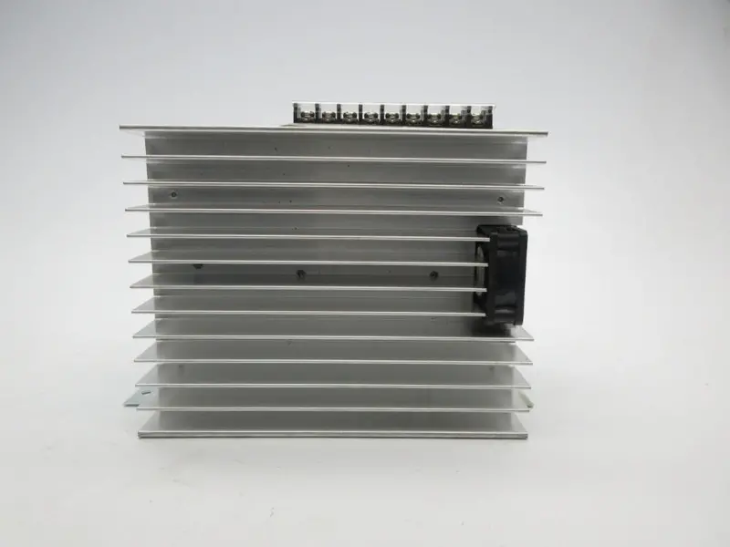 Allen Bradley 2098-Dsd-020X Ser. C F/W V1.60 120/240Vac 18A Nsnp 2