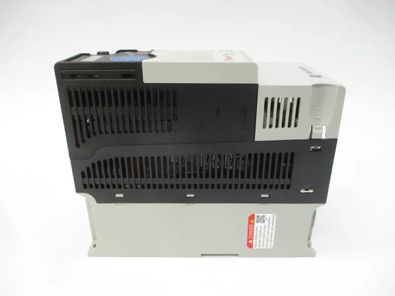 Allen Bradley 25B-D017n114 Ser. A F/W 5.001 380-480Vac 17.0A Nsnp 2