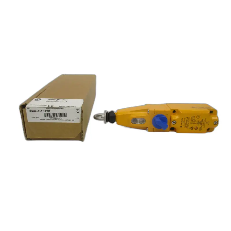 Allen Bradley 440E-D13120 Ser. C 240V 3A (Br/Wh) Nsmp 1