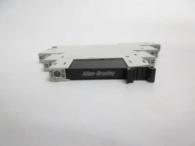 Allen Bradley 700-Hls1z24 Ser. A 24Vdc 2A (Pkg Of 10) (Wh) Nsmp 2