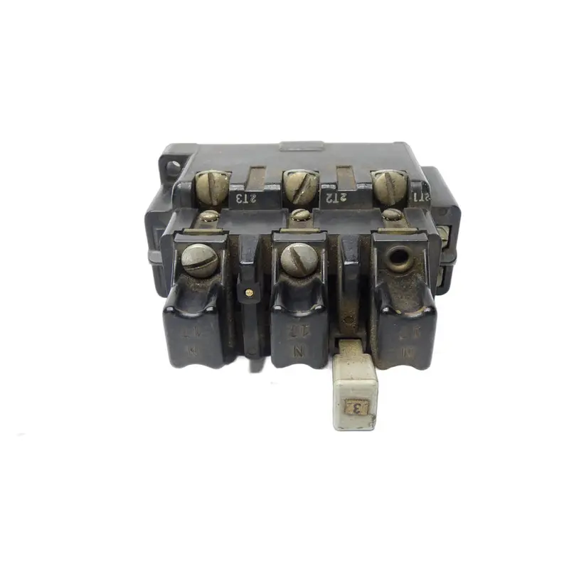 Allen Bradley X-243981 600Vac Unmp 1