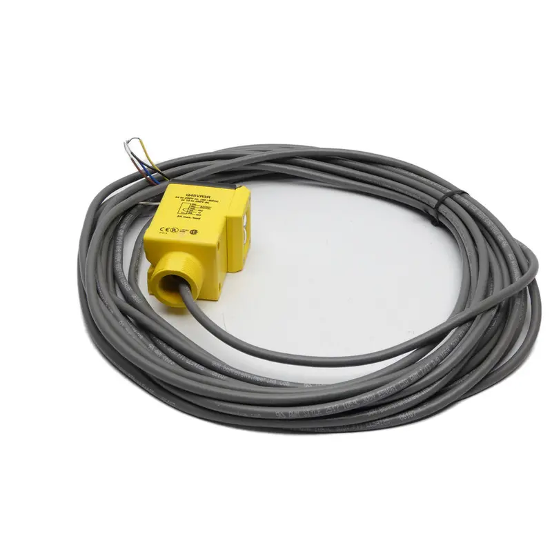 Banner Engineering Q45vr3r 24-250Vac 5A Nsnp 1