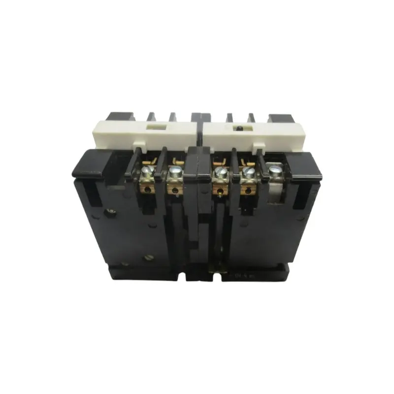 General Electric Cr122a04702aa Ser. A 300V 10A Nsnp 1