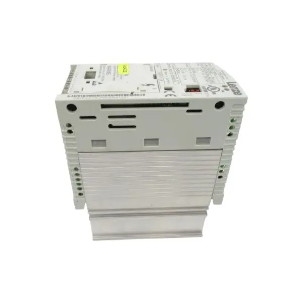 Lenze E82ev371_2B 00422949 230/240V 5.0A Nsnp 1