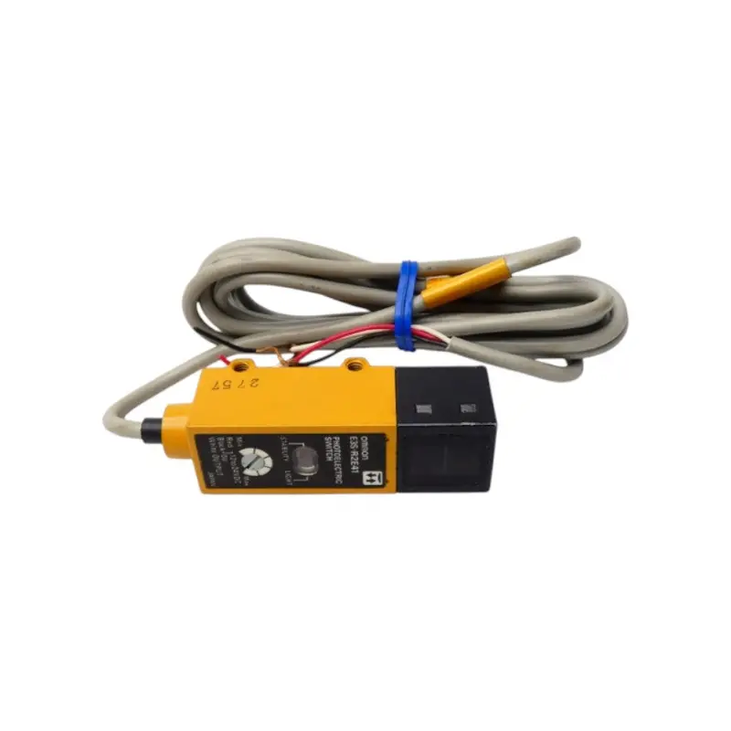 Omron E3s-R2e41 12-24Vdc Nsnp 1