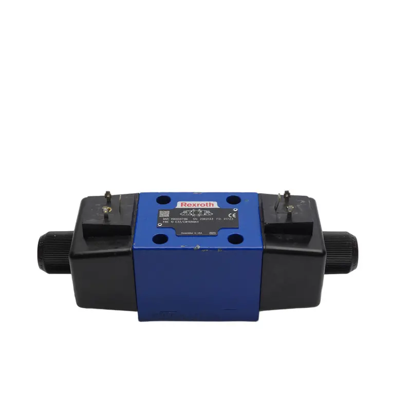 Rexroth 4We10e33/Cw110n9k4 R900597186 110/120V (As Pictured) Nsnp 1