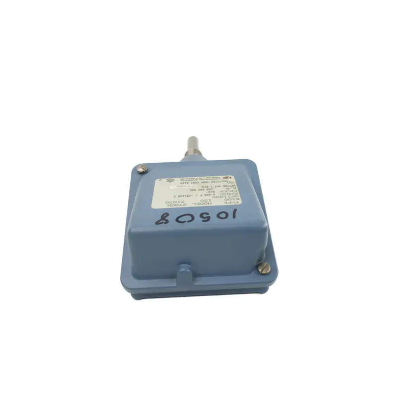 United Electric B100-120-91070 480Vac 15A 0-225'F Nsnp 1