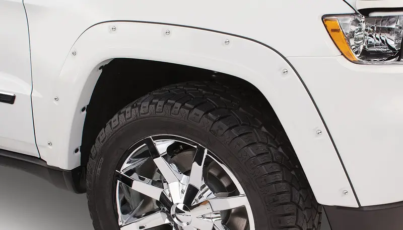 Bushwacker Pocket Style Fender Flares – Bolt-On Design For Enhanced Wheel Coverage 1