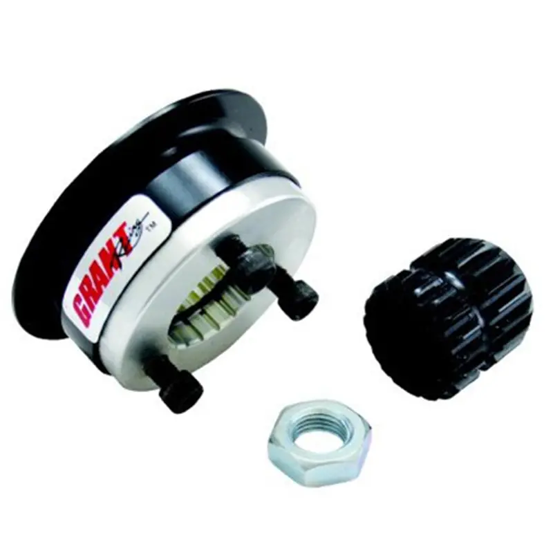 Grant 3003 Pinless Quick-Release Steering Hub – Weld-On Design For 5/8" Shaft, 3-Bolt Wheel Pattern 1