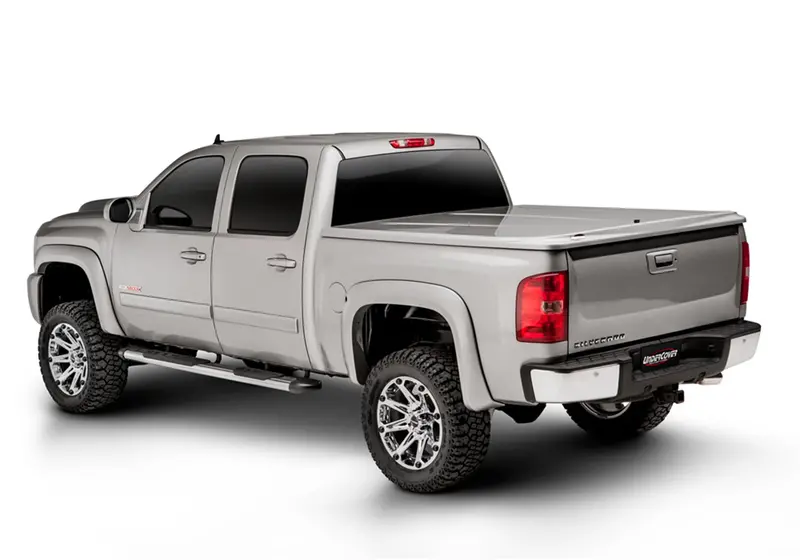 Undercover Uc1156L-Gba Lx Hard Tonneau Cover For 2015.2–2021 Chevrolet Colorado & Gmc Canyon (5.2-Foot Bed) 1
